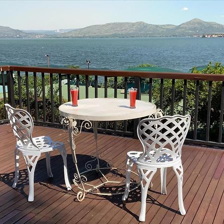 Marina Views Guesthouse Hartbeespoort Dış mekan fotoğraf