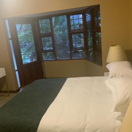 Marina Views Guesthouse Hartbeespoort Dış mekan fotoğraf