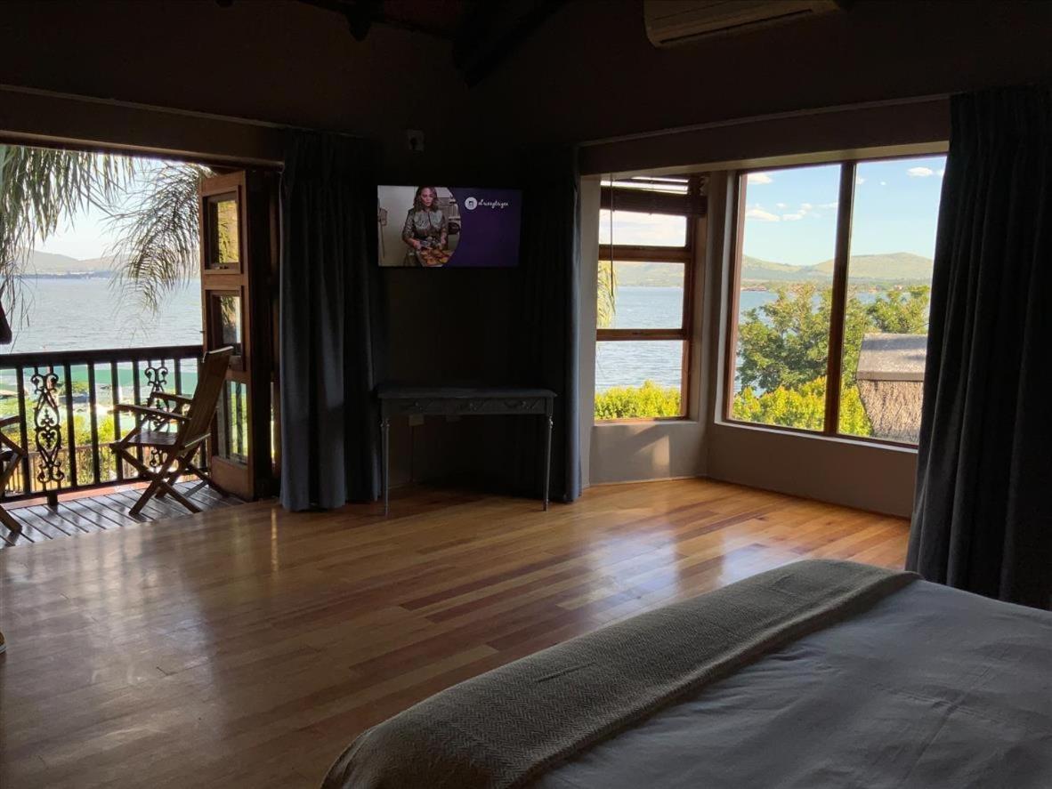 Marina Views Guesthouse Hartbeespoort Dış mekan fotoğraf
