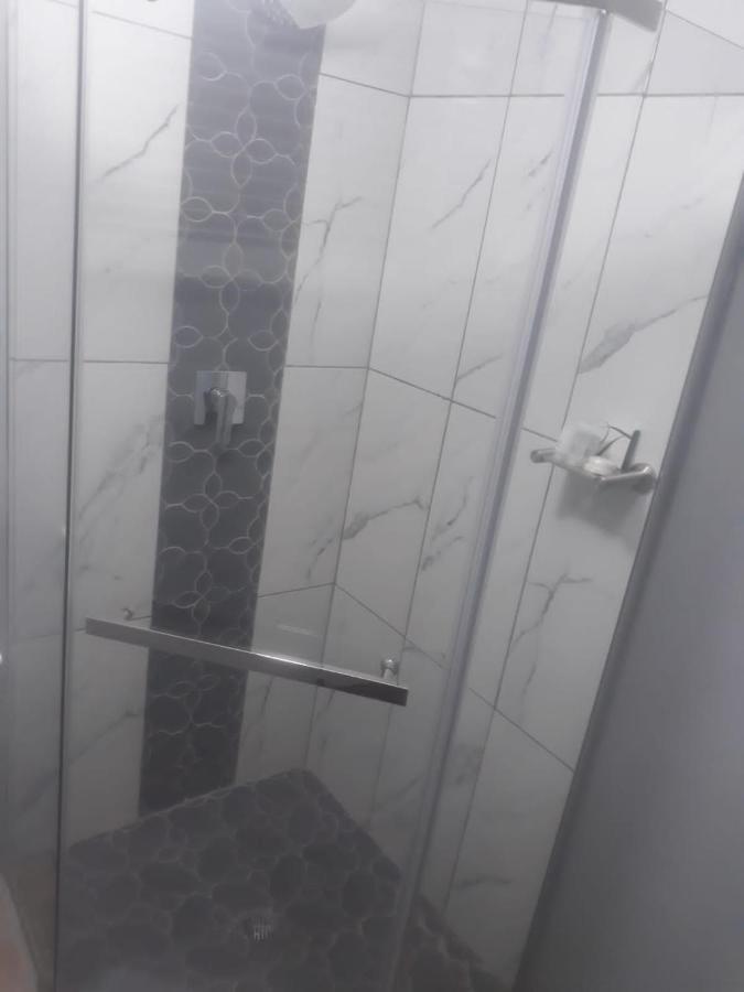 Marina Views Guesthouse Hartbeespoort Dış mekan fotoğraf