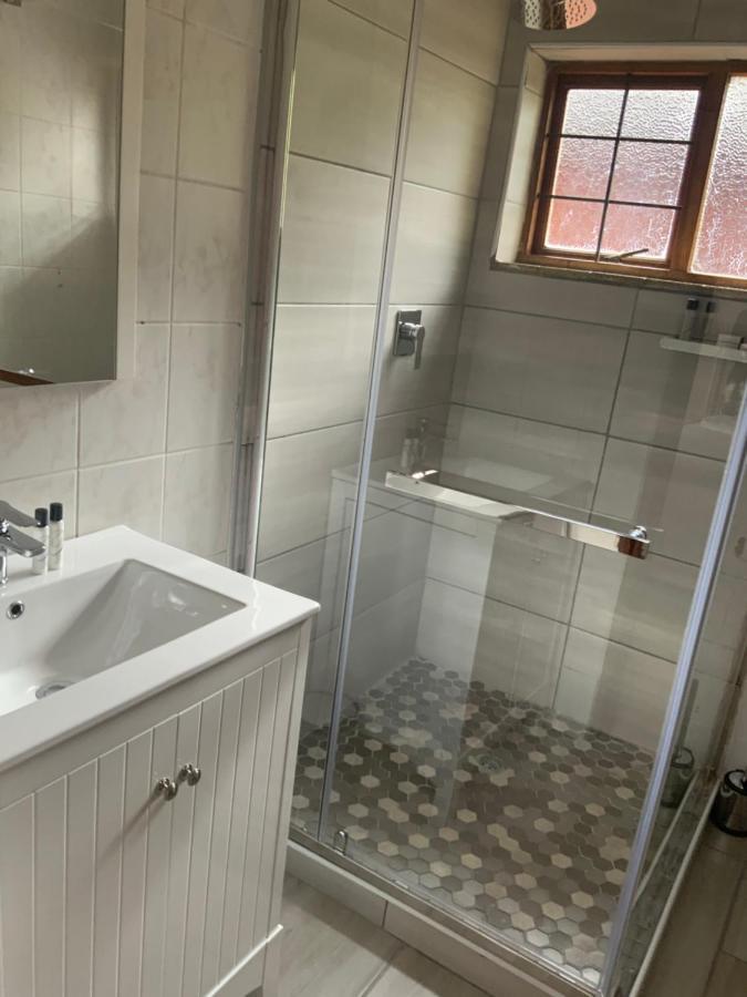 Marina Views Guesthouse Hartbeespoort Dış mekan fotoğraf